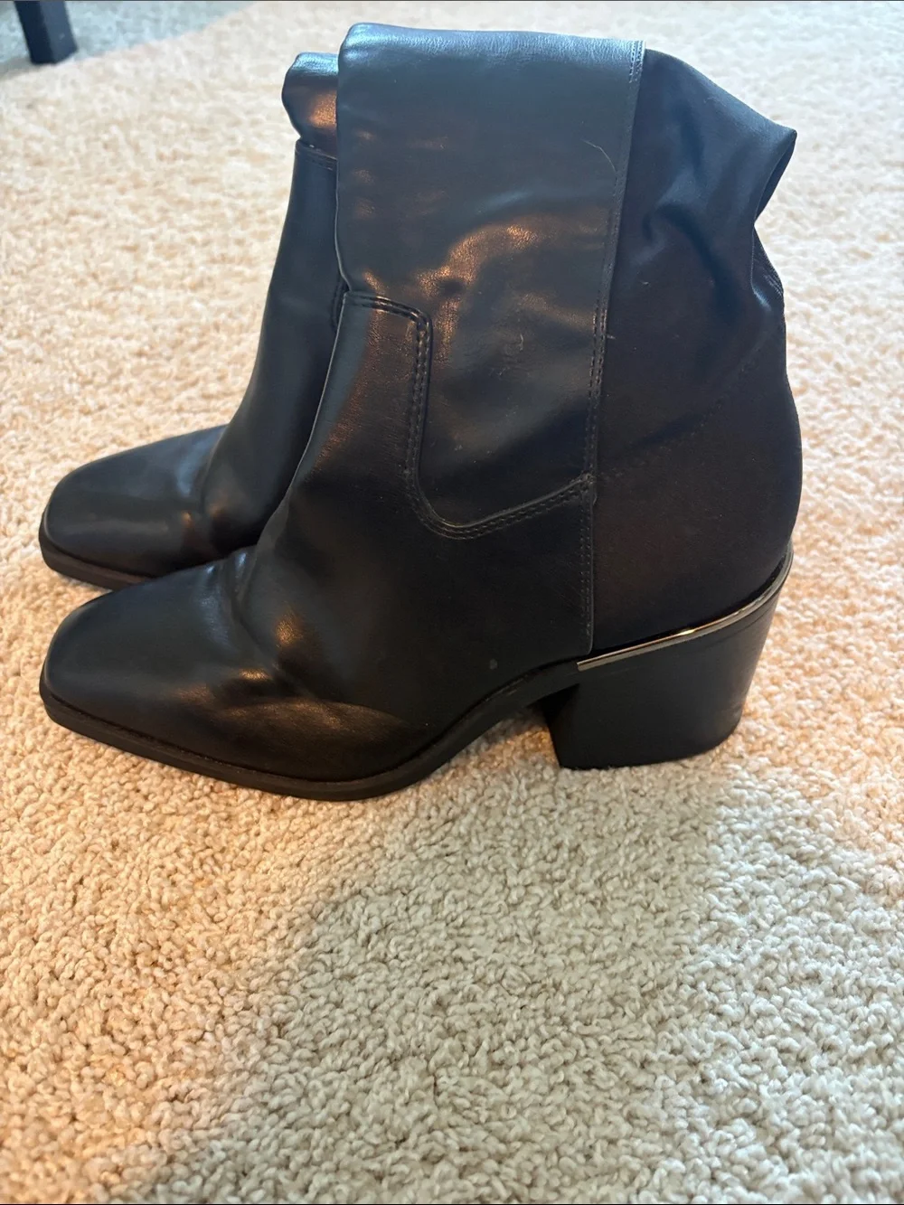 Kelly & Katie sleek black